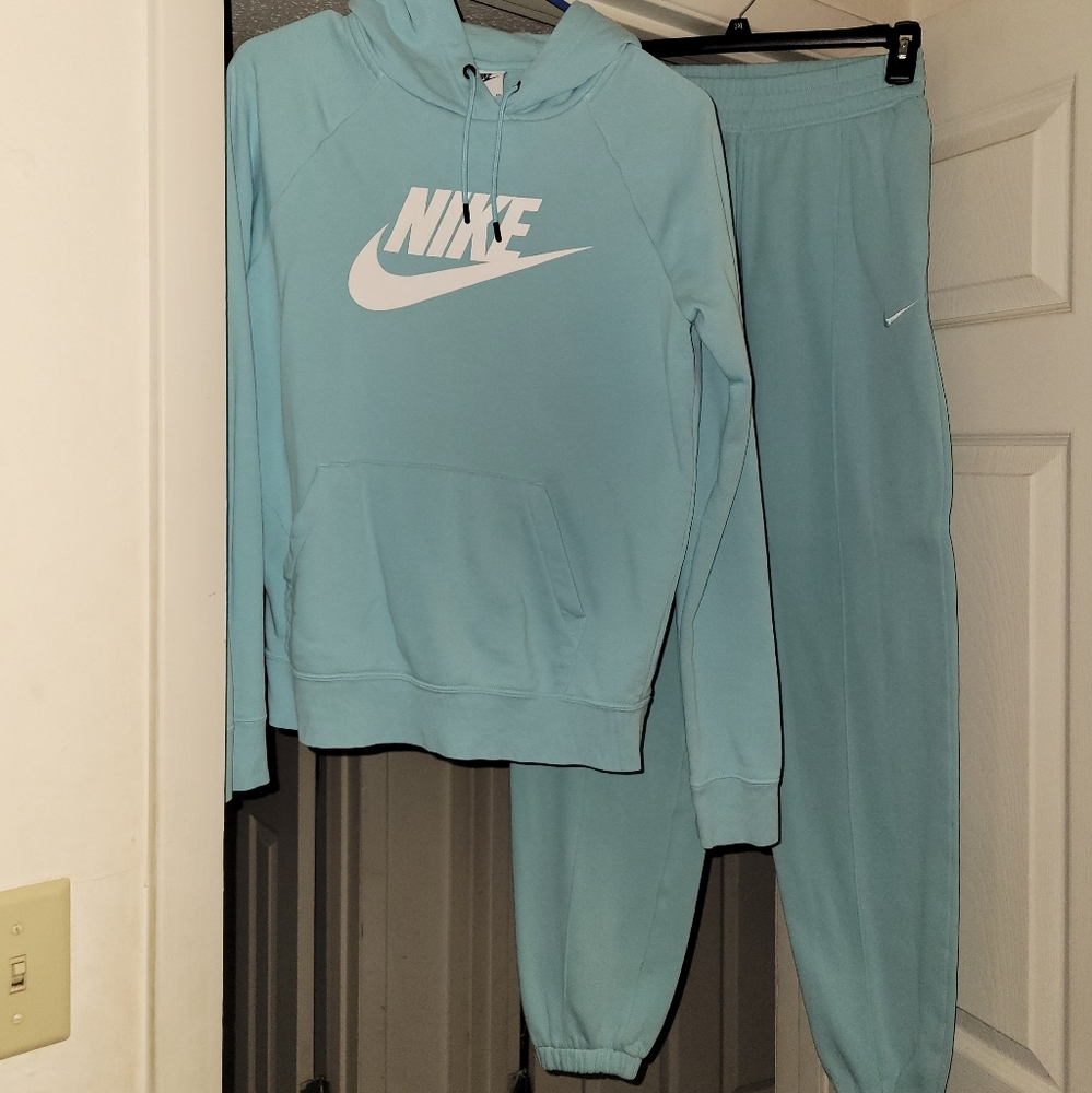 Woman sweat suit